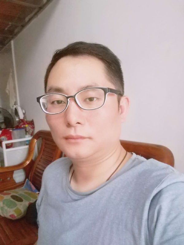 流星的尾巴的第一张照片--光泽婚介网