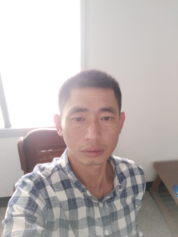 不期而遇的第一张照片--光泽婚介网