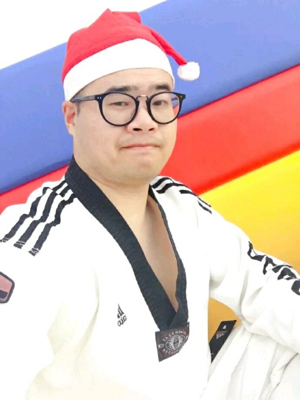 何当重相见的第一张照片--光泽婚介网
