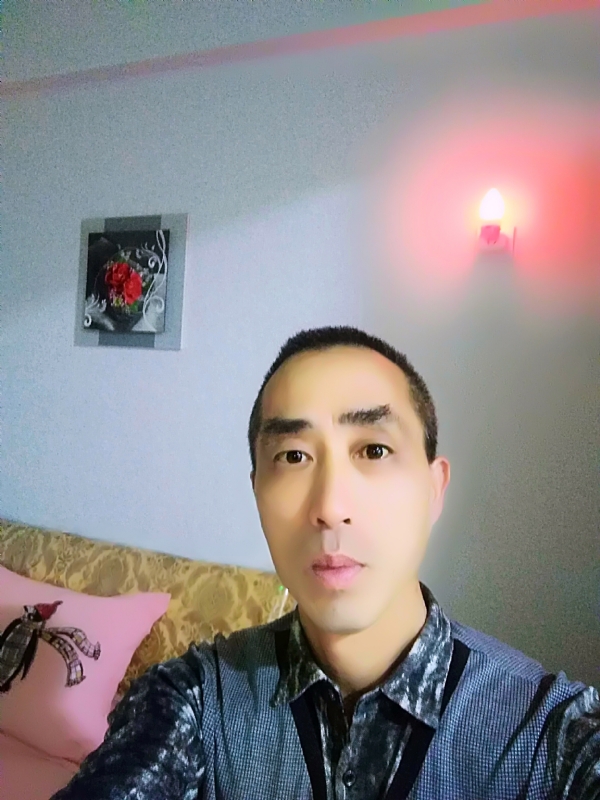 真诚的第一张照片--光泽婚介网