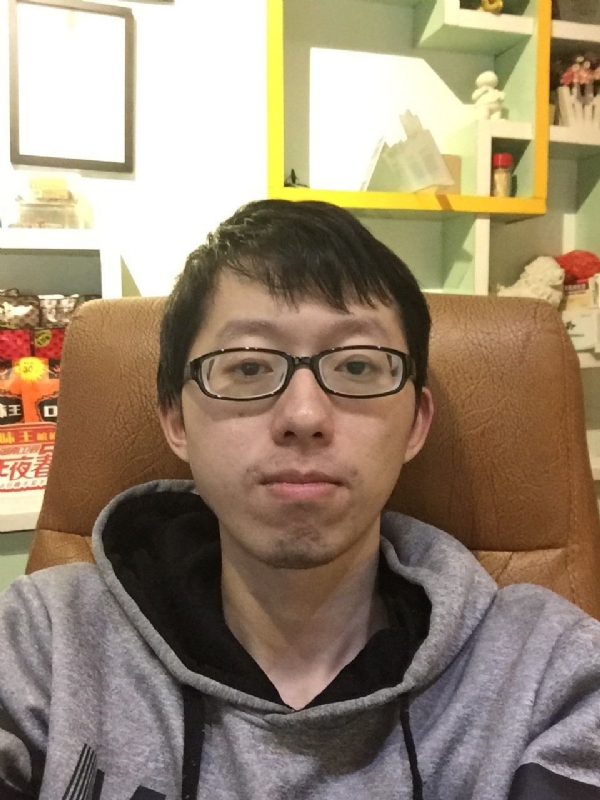 桀桀的第一张照片--光泽婚介网