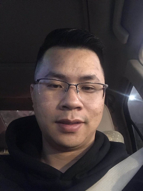 心飞扬的第一张照片--光泽婚介网