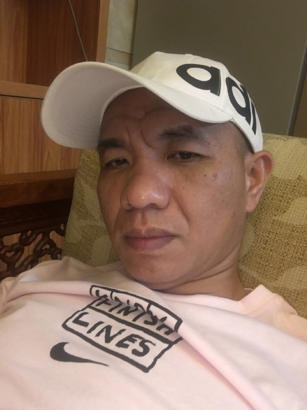 坚持到底的第一张照片--光泽婚介网