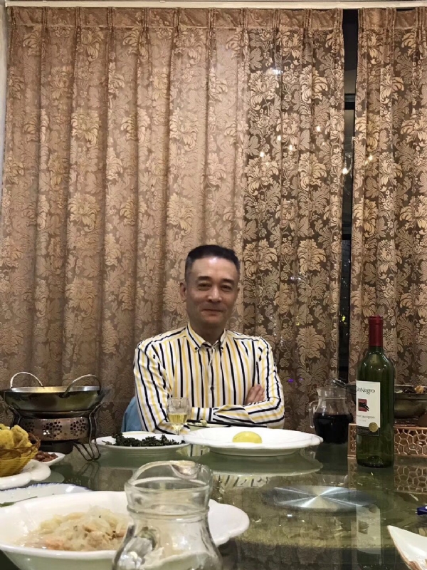 天涯孤独的第一张照片--光泽婚介网
