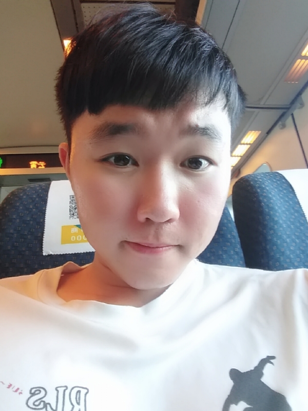 爱玉的第一张照片--光泽婚介网
