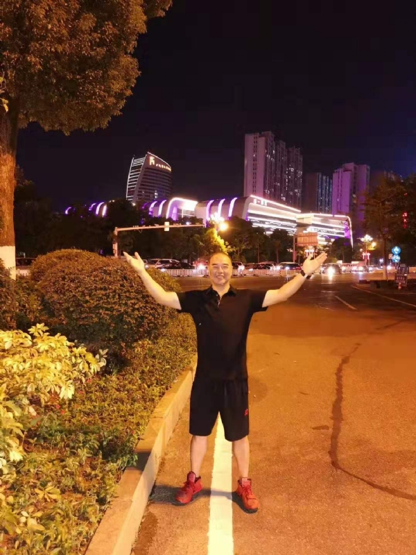 李国伟的第二张照片--光泽婚介网