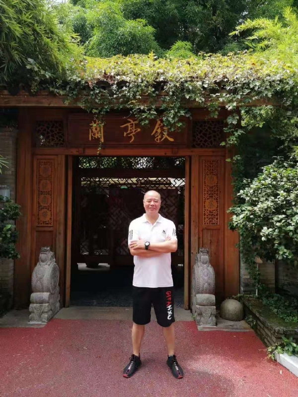 李国伟的第四张照片--光泽婚介网
