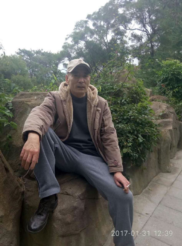 热腾腾的第一张照片--光泽婚介网