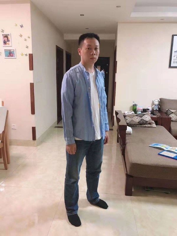 以勒的第一张照片--光泽婚介网