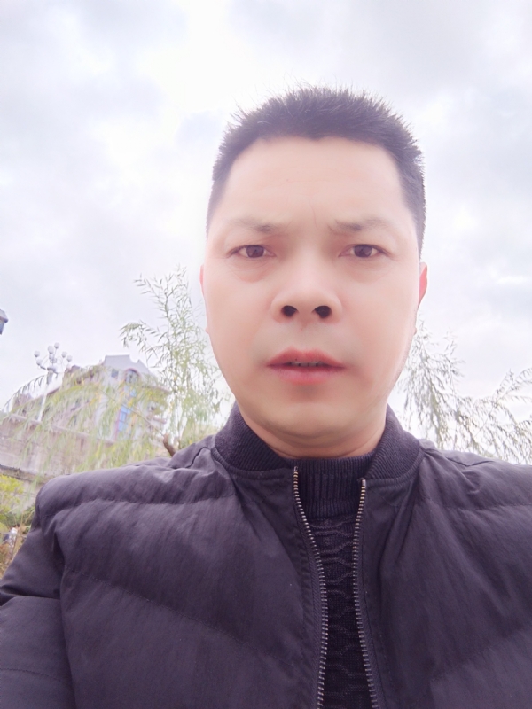 随缘的第一张照片--光泽婚介网