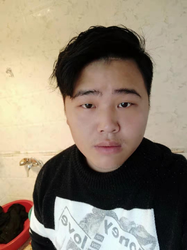 小李的第一张照片--光泽婚介网