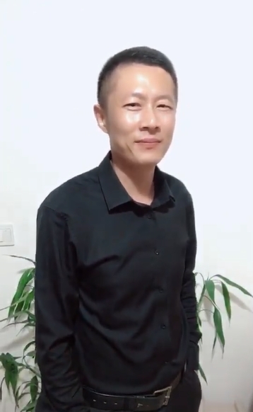 地huhi的第一张照片--光泽婚介网