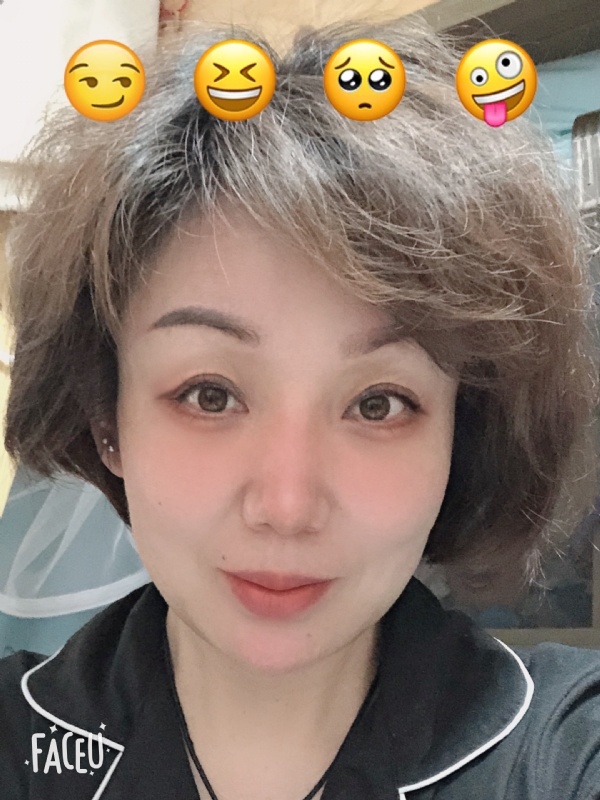 飘拂的第一张照片--光泽婚介网