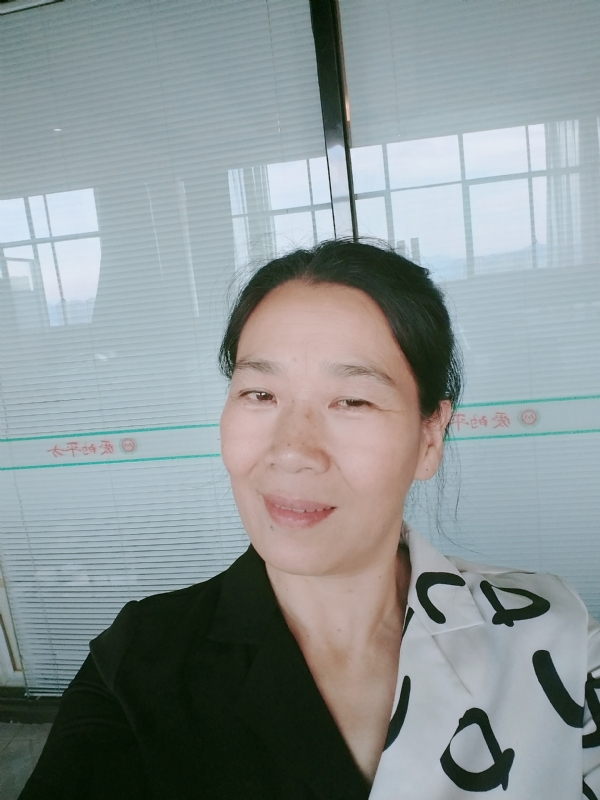 易莲的第一张照片--光泽婚介网