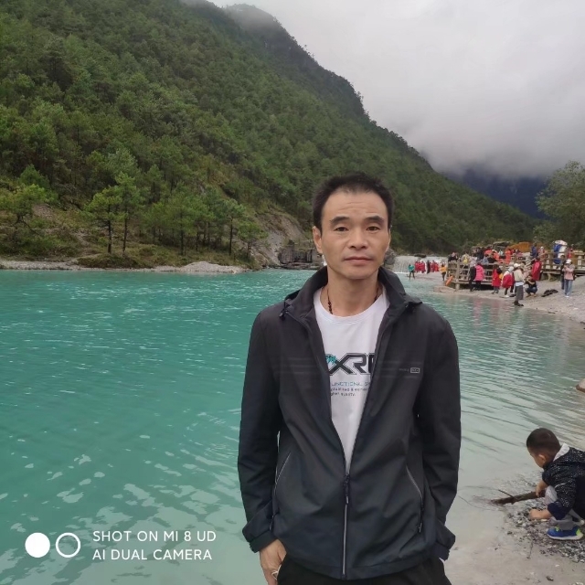 流星的第一张照片--光泽婚介网
