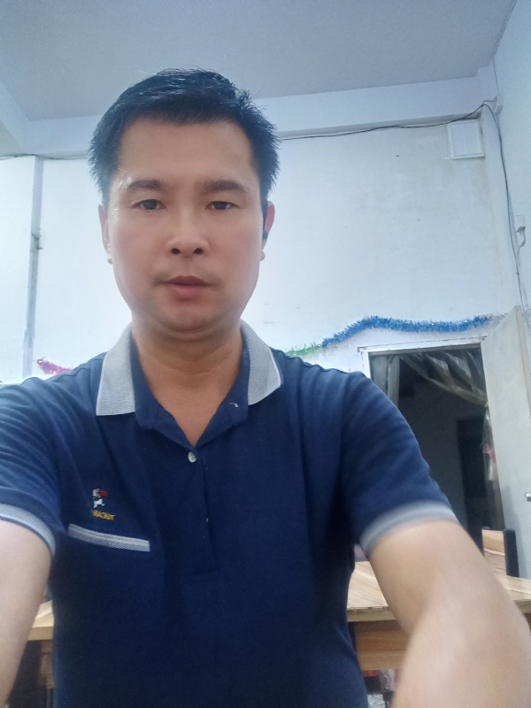 我是自强不息的第一张照片--光泽婚介网