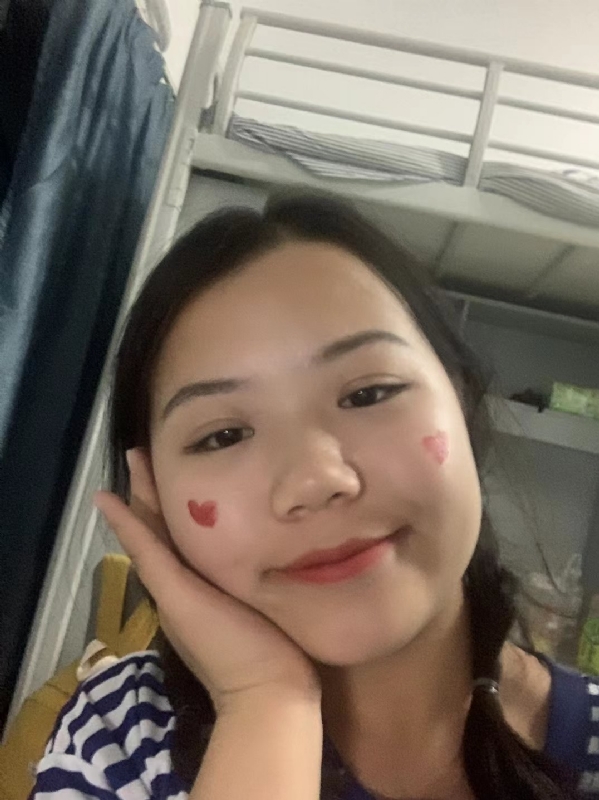 轻轻的一片云的第一张照片--光泽婚介网