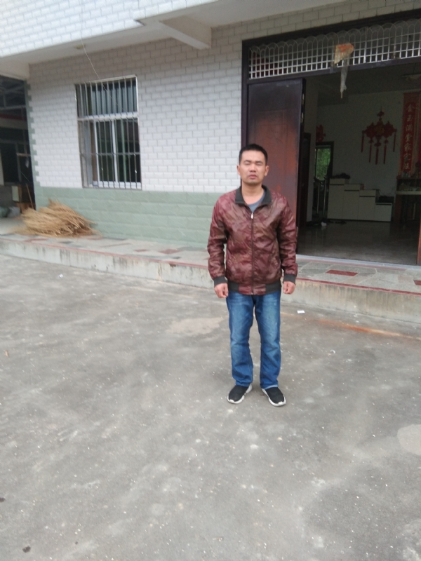 阿泉的第一张照片--光泽婚介网