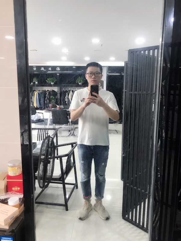 黄大仙的第一张照片--光泽婚介网