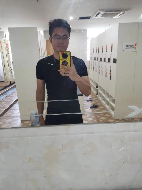 习惯发呆的第一张照片--光泽婚介网