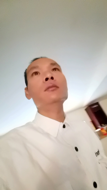只影向谁去的第五张照片--光泽婚介网