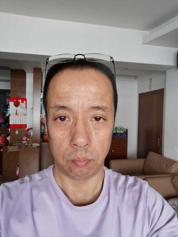萨博的第一张照片--光泽婚介网