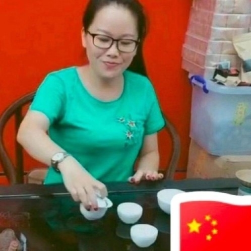 妖娆的第一张照片--光泽婚介网