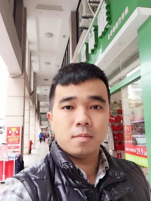 小小怪兽的第一张照片--光泽婚介网