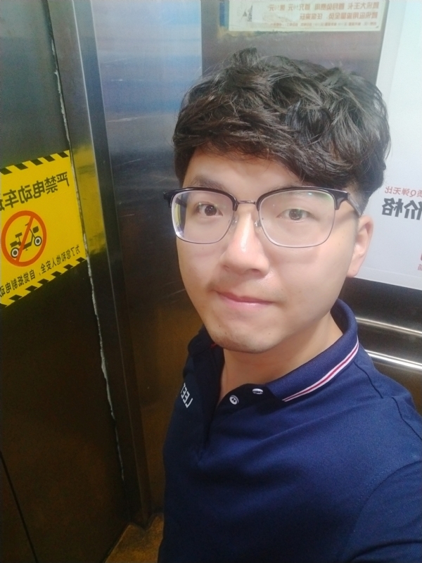H先生的第二张照片--光泽婚介网