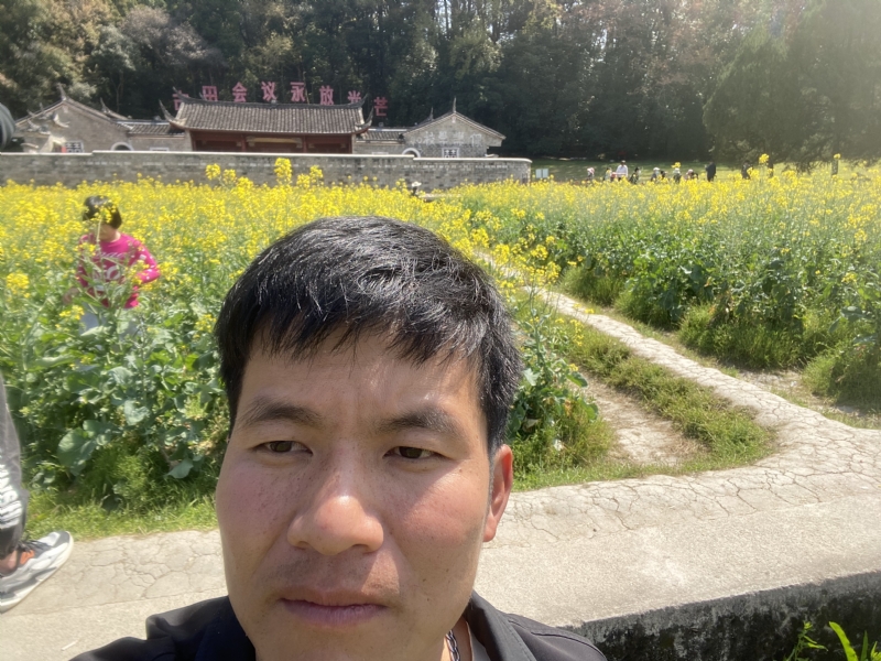 开心的第一张照片--光泽婚介网