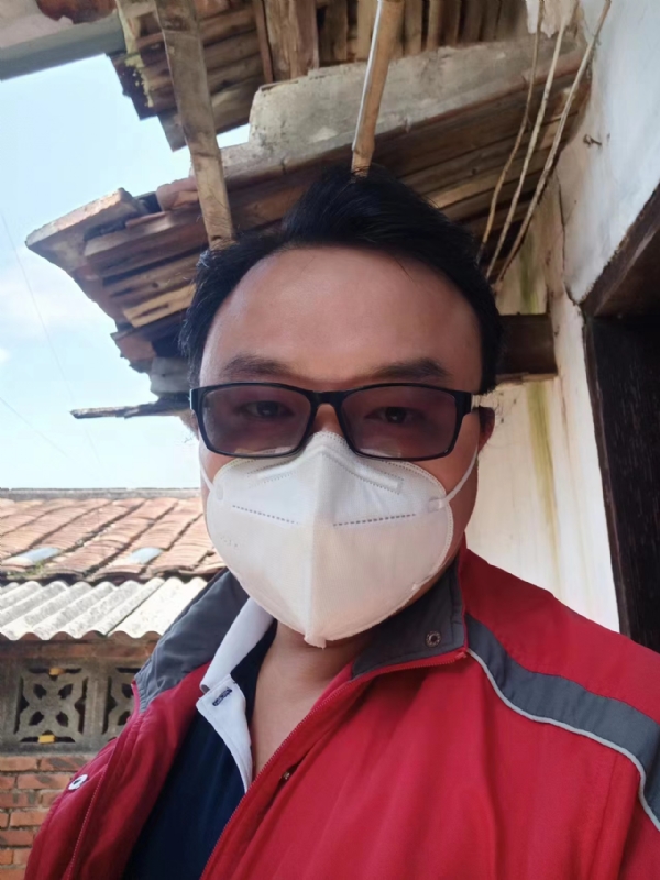 如影随形的第一张照片--光泽婚介网