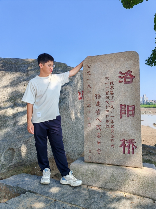 风尘的第一张照片--光泽婚介网
