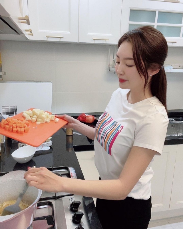 陈艾的第一张照片--光泽婚介网